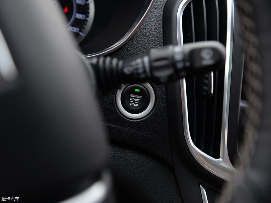 2017E560 ɄӰ 1.5T ք