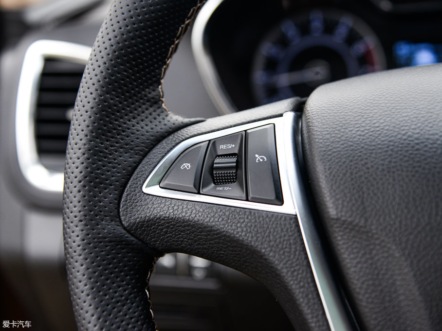 2017E560 ɄӰ 1.5T ք