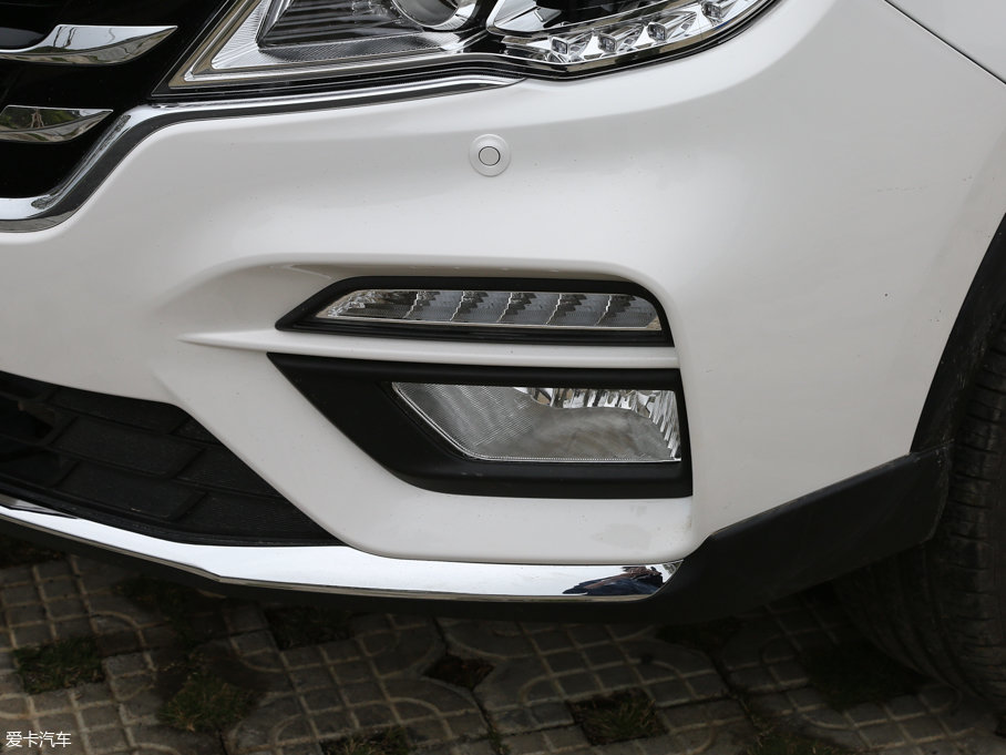 2017E560 ɄӰ 1.8L iAMT