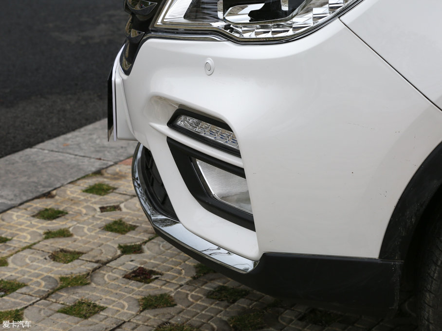 2017E560 ɄӰ 1.8L iAMT