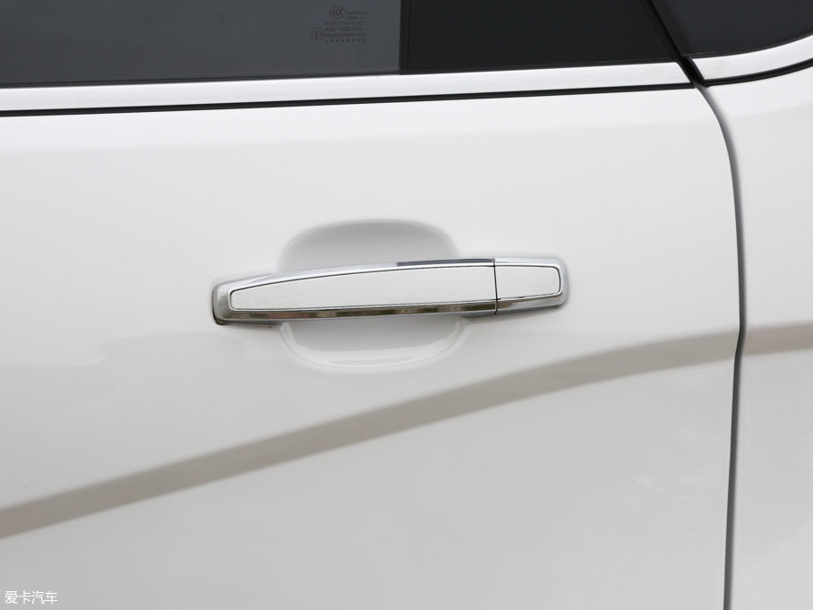 2017E560 ɄӰ 1.8L iAMT