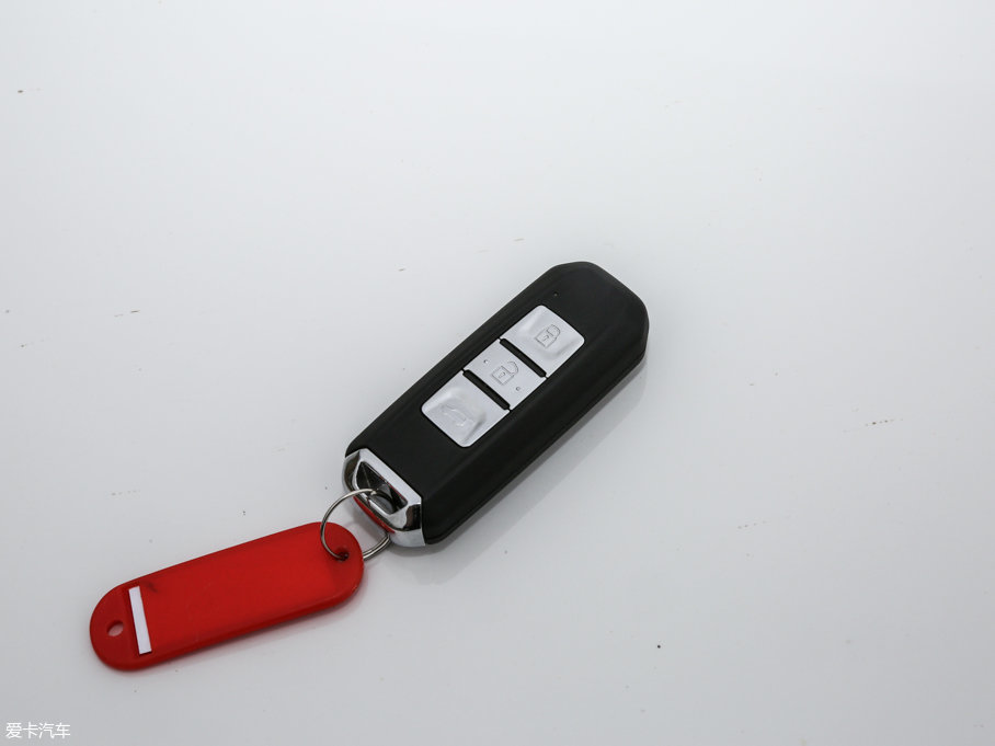 2017E560 ɄӰ 1.8L iAMT