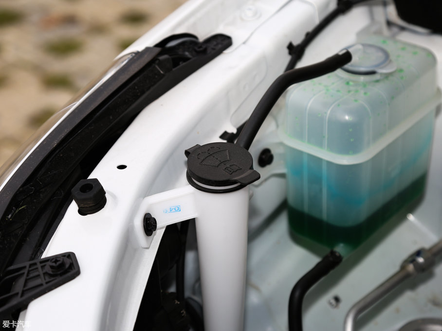 2017E560 ɄӰ 1.8L iAMT