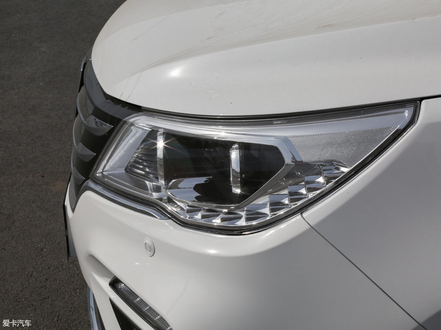 2017E560 ɄӰ 1.5T քӘ