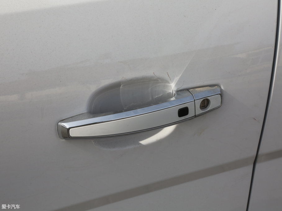 2017E560 ɄӰ 1.5T քӘ