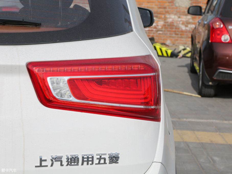 2017E560 ɄӰ 1.5T քӘ