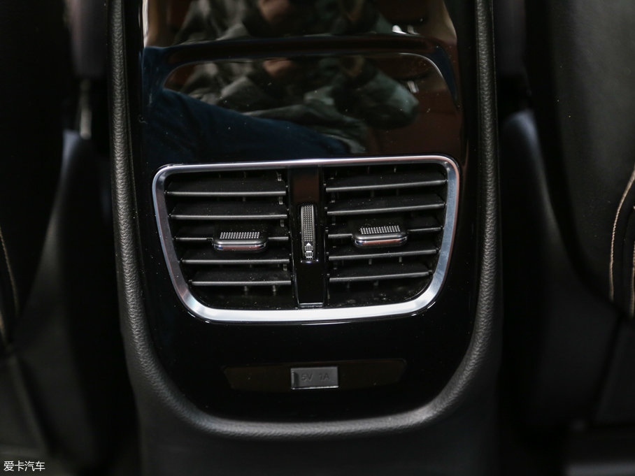 2017E560 ɄӰ 1.5T քӘ