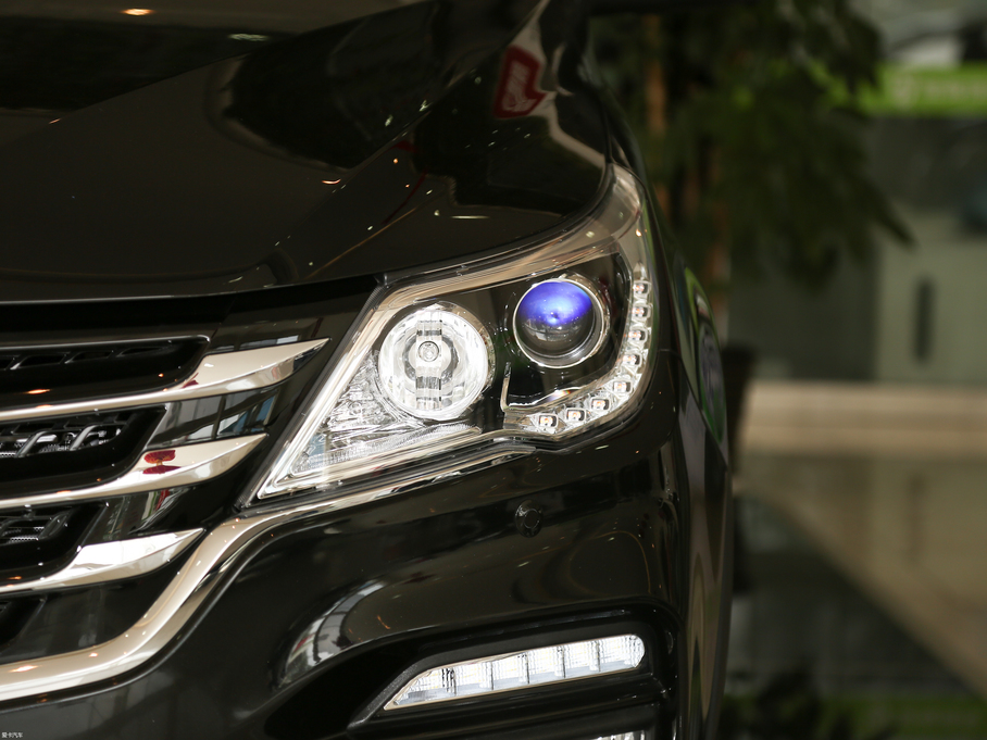 2017E560 Ʉ(dng) 1.5T ք(dng)