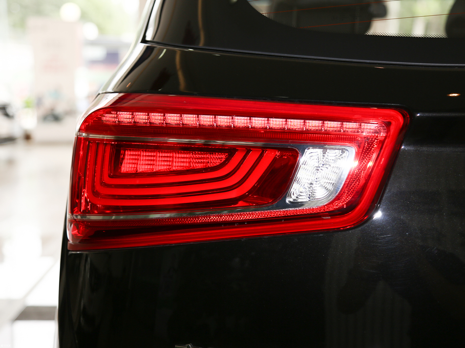 2017E560 ɄӰ 1.5T ք