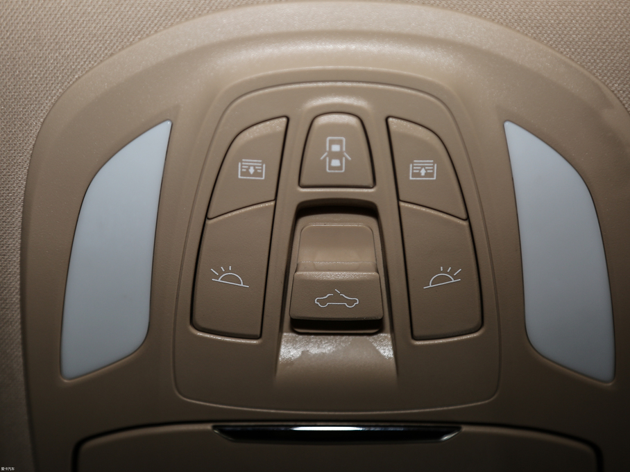 2017E560 ɄӰ 1.5T ք