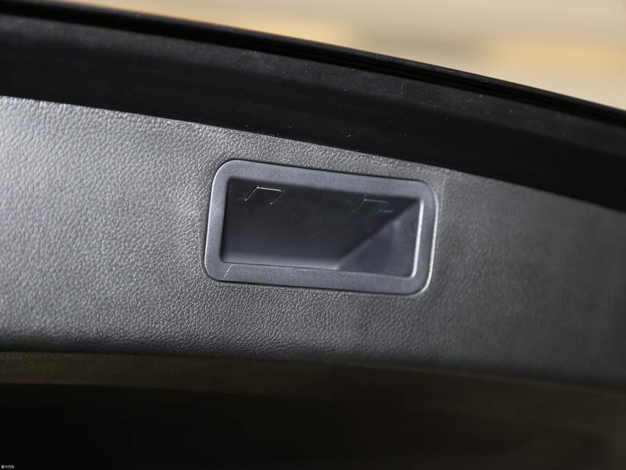 2017E560 ɄӰ 1.5T ք