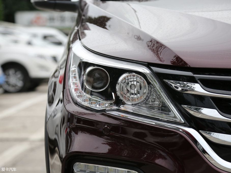 2017E560 1.5T DCT