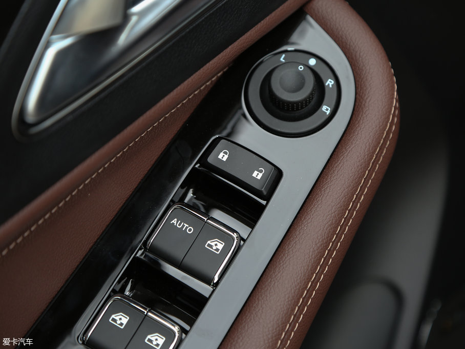 2017E560 1.5T DCT