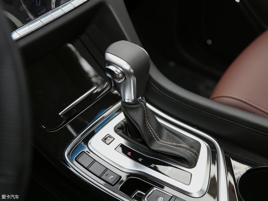 2017E560 1.5T DCT