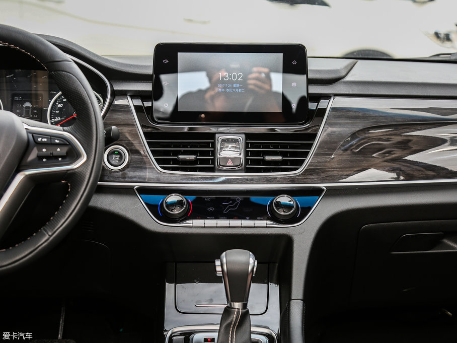 2017E560 1.5T DCT