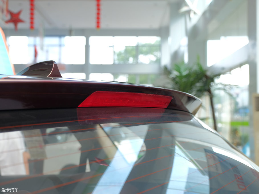 2017E560 ɄӰ 1.5T ք