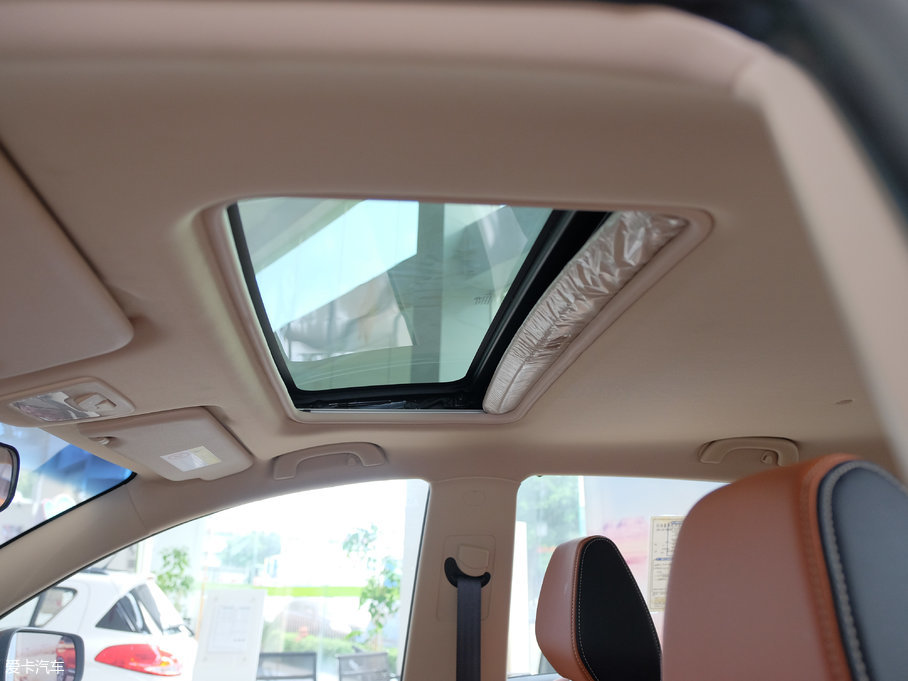 2017E560 ɄӰ 1.5T ք