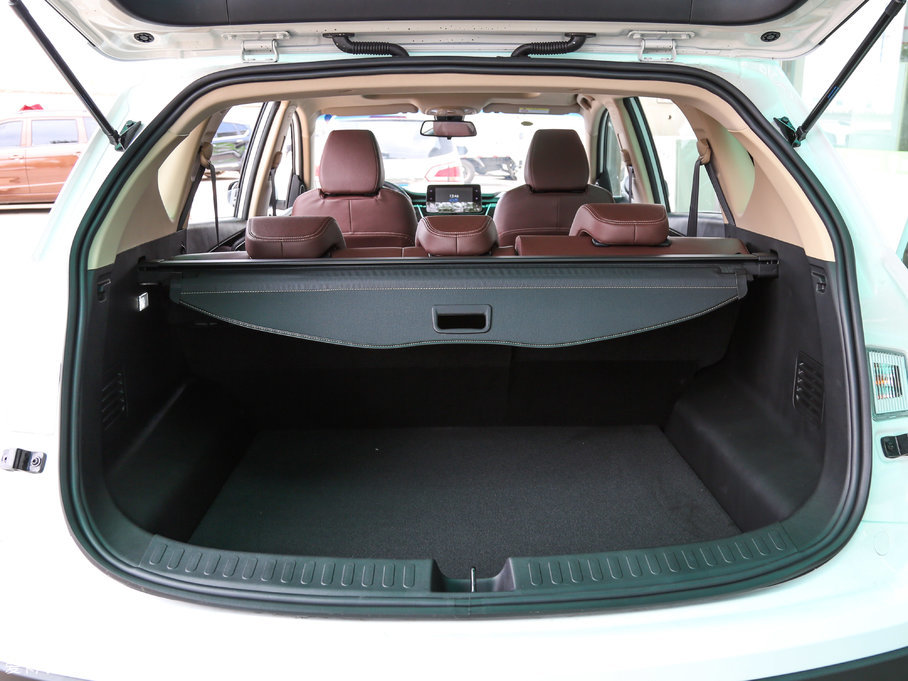 2017E560 1.5T DCTŞ