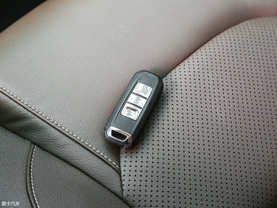 2017E560 1.5T DCTŞ