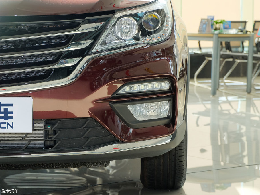 2017E560 ɄӰ 1.5T քӘ