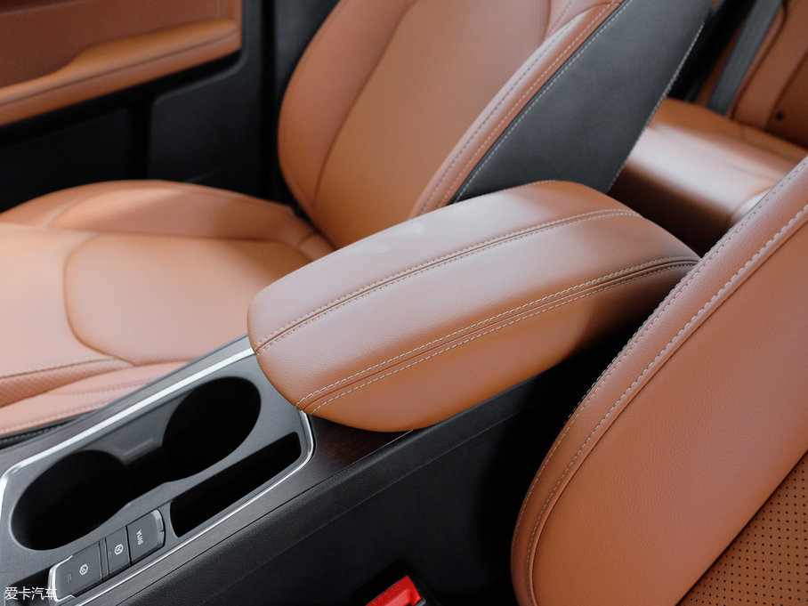 2017E560 ɄӰ 1.5T քӘ