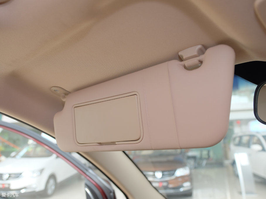 2017E560 ɄӰ 1.5T քӘ