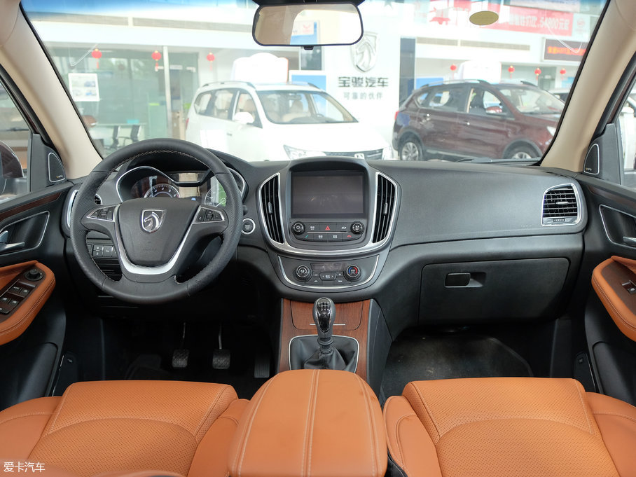 2017E560 ɄӰ 1.5T քӘ