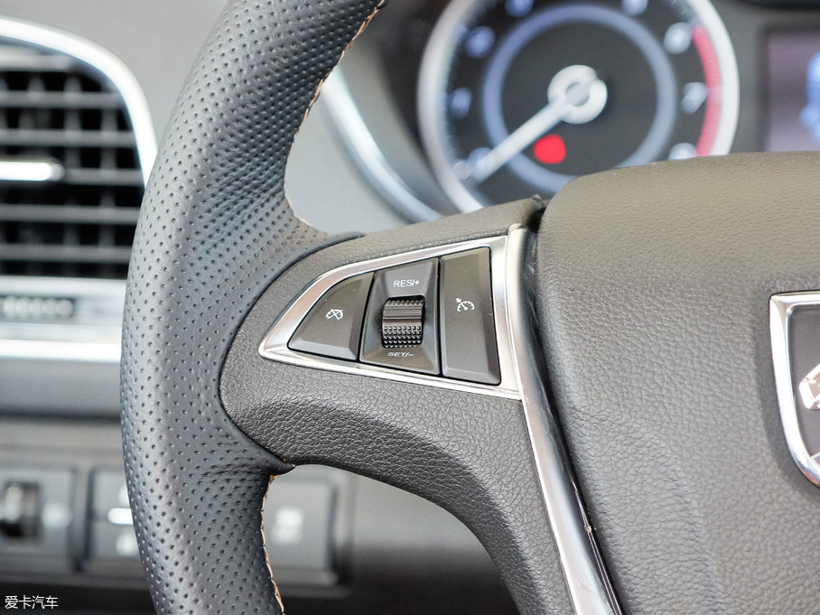 2017E560 ɄӰ 1.5T քӘ