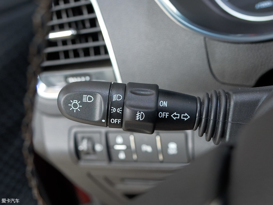 2017E560 ɄӰ 1.5T քӘ