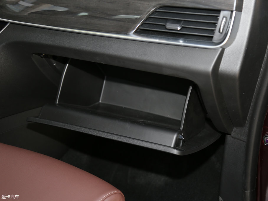 2017E560 1.5T DCTŞ 7