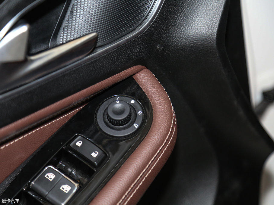 2017E560 1.5T DCTŞ 7