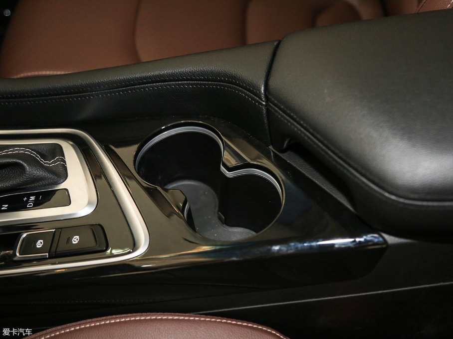 2017E560 1.5T DCTŞ 7