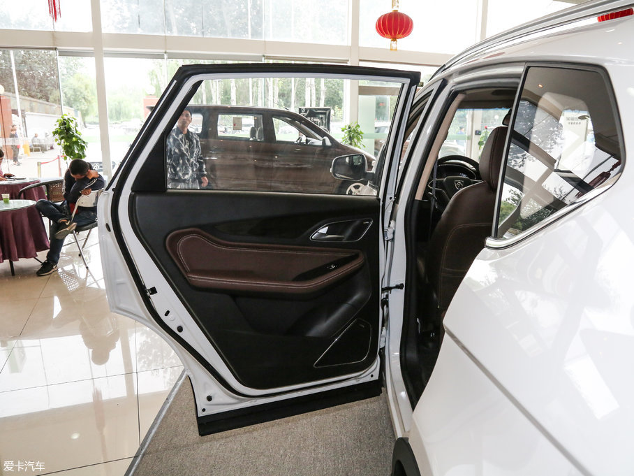 2017E560 1.5T DCTŞ 7