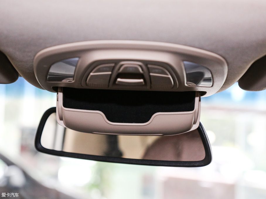 2017E560 1.5T DCTŞ 7