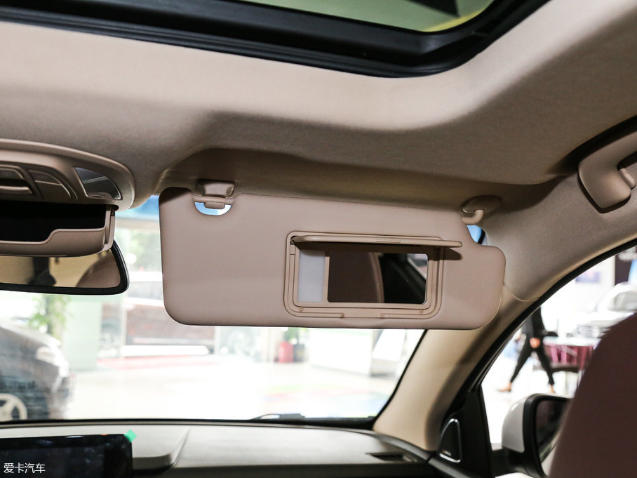 2017E560 1.5T DCTŞ 7