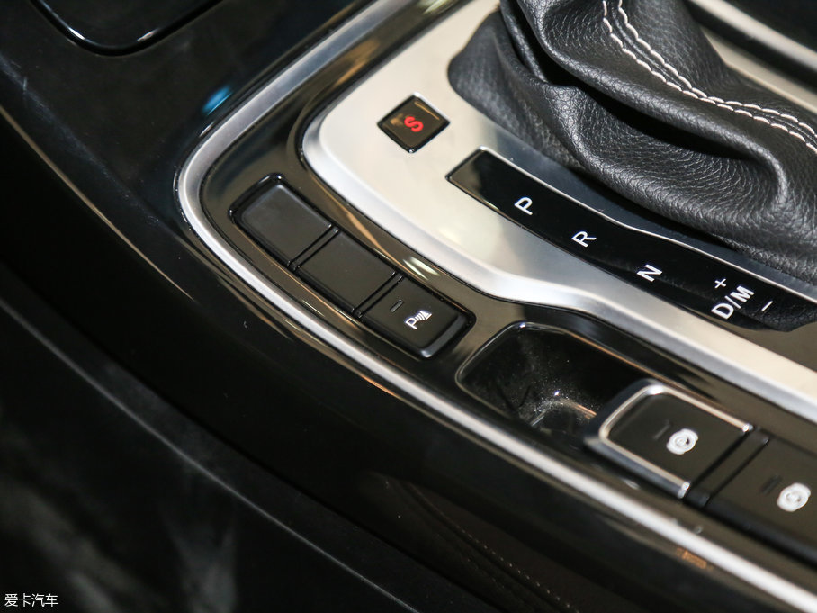 2017E560 1.5T DCTŞ 7