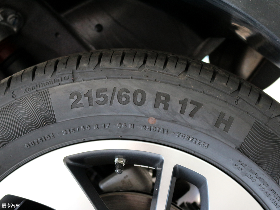 2017E560 ɄӰ 1.8L iAMT