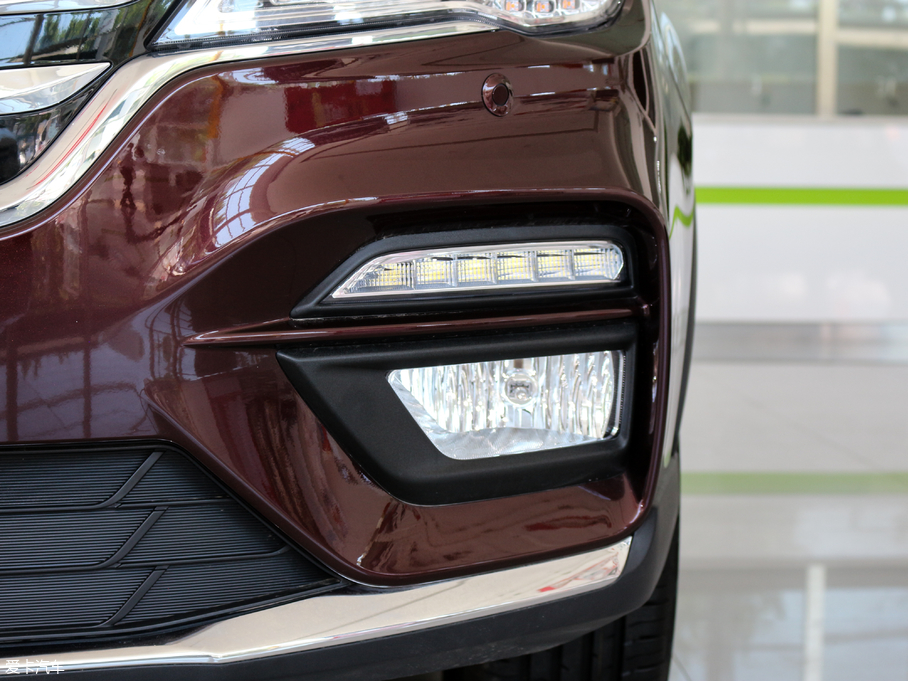 2017E560 ɄӰ 1.8L iAMT