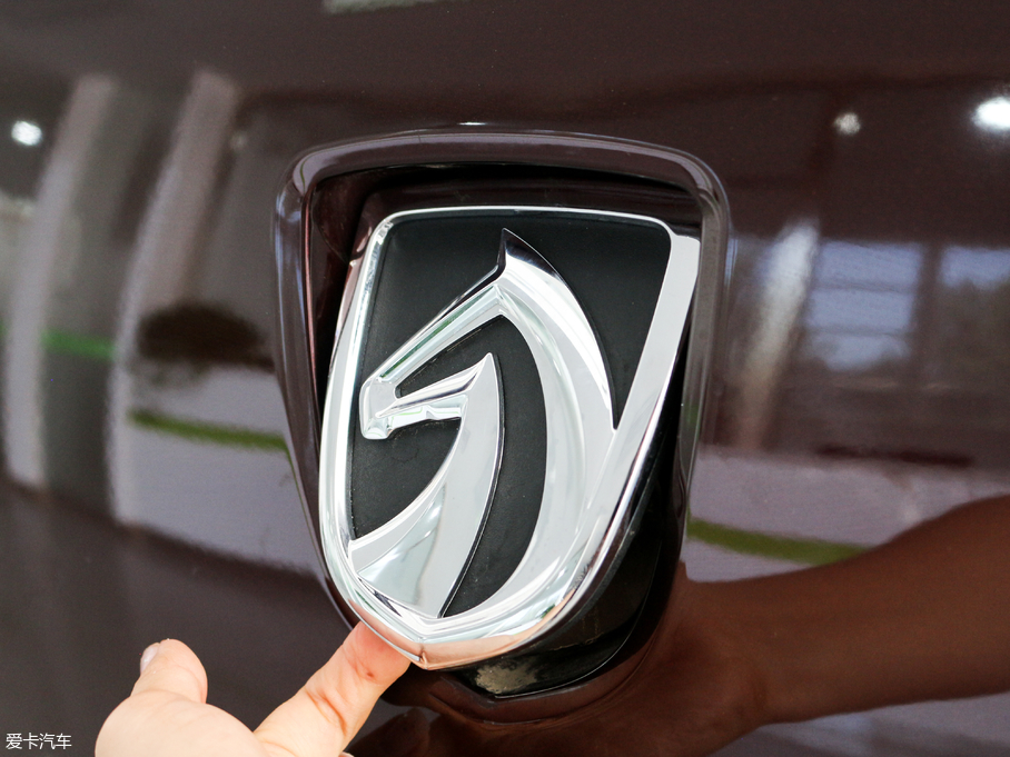 2017E560 ɄӰ 1.8L iAMT