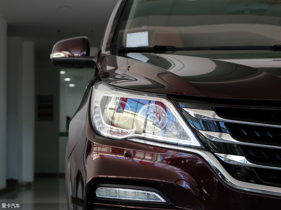 2017E560 ɄӰ 1.8L iAMT