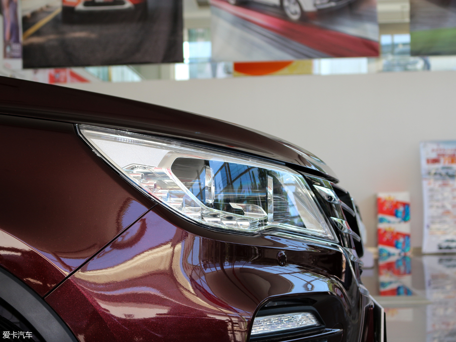 2017E560 ɄӰ 1.8L iAMT