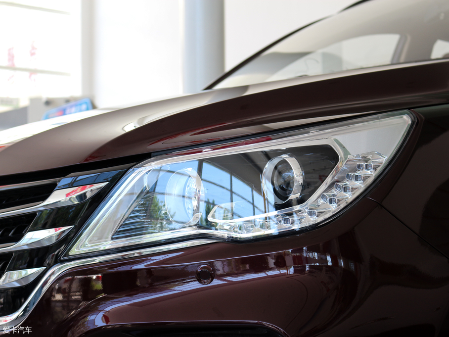 2017E560 ɄӰ 1.8L iAMT