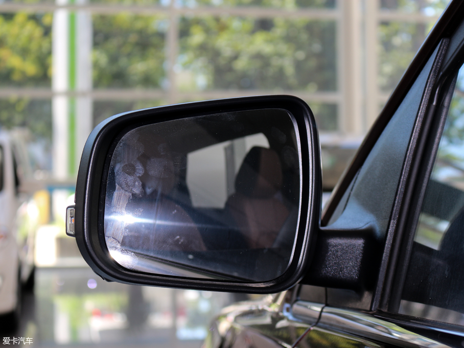 2017E560 ɄӰ 1.8L iAMT