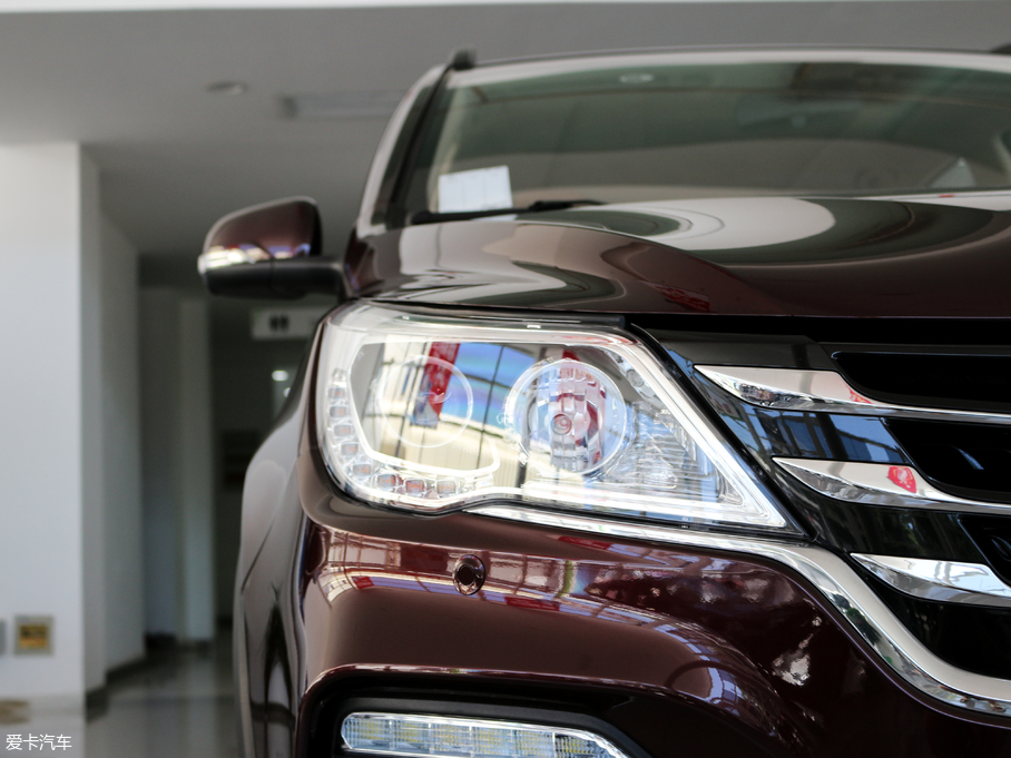 2017E560 ɄӰ 1.8L iAMT