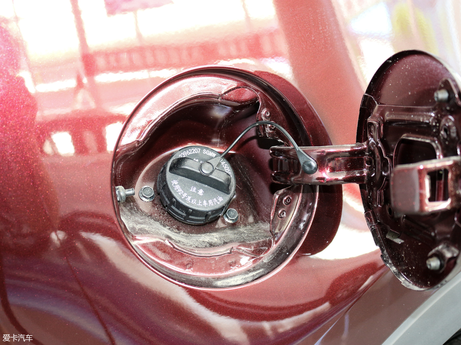 2017E560 ɄӰ 1.8L iAMT