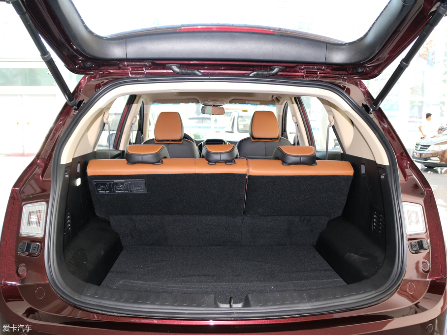 2017E560 ɄӰ 1.8L iAMT