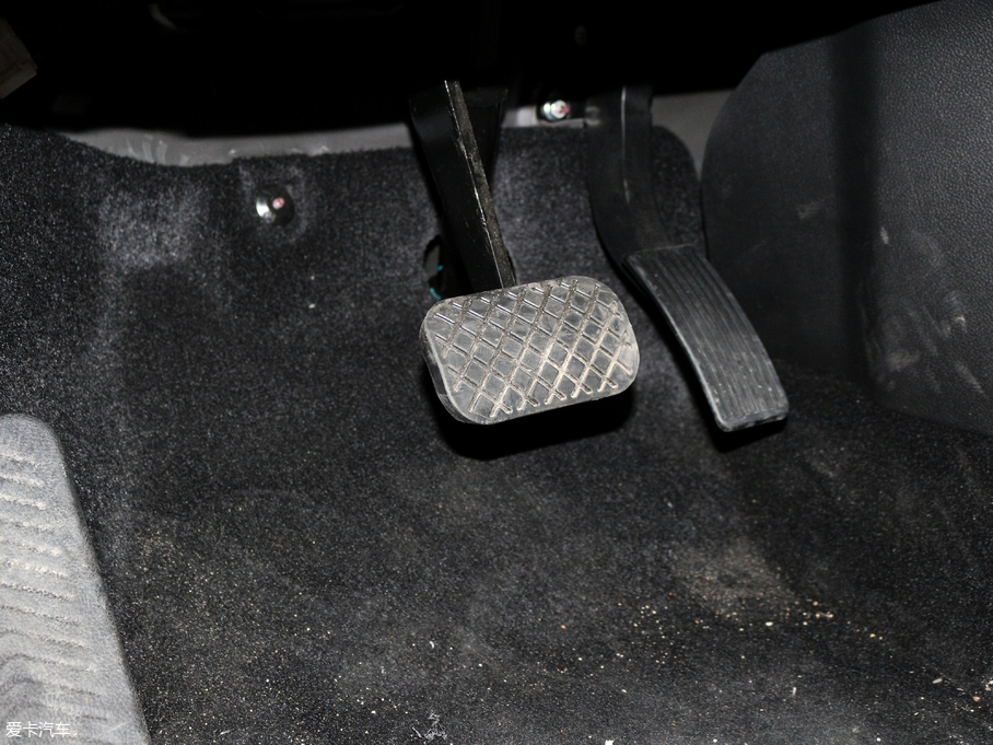 2017E560 ɄӰ 1.8L iAMT