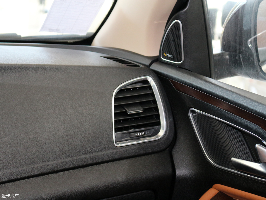 2017E560 ɄӰ 1.8L iAMT