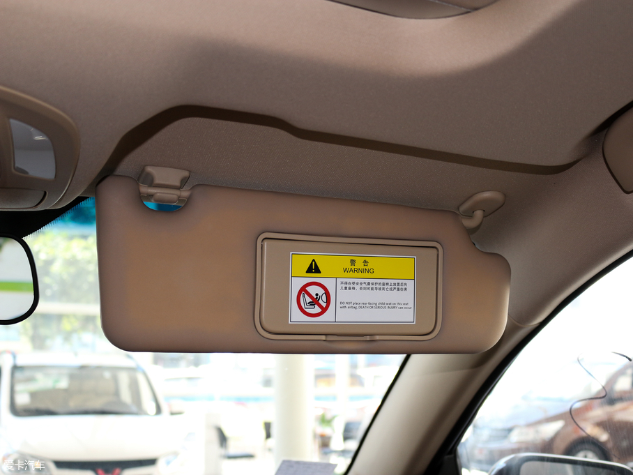 2017E560 ɄӰ 1.8L iAMT