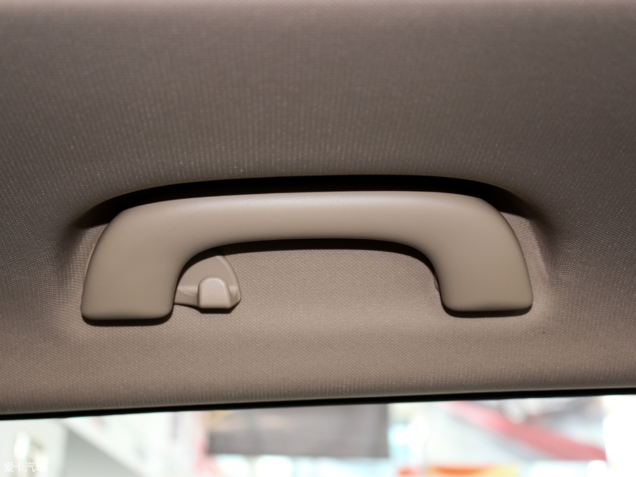 2017E560 ɄӰ 1.8L iAMT